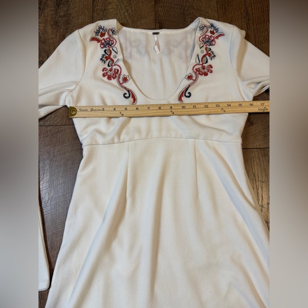 Free People Ivory Floral Embroidered Folk Mini Dress Bell Sleeves Sz - Picture 9 of 13